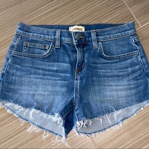 L'AGENCE Frayed Hem Denim Jean Shorts. Size 24! NWOT!